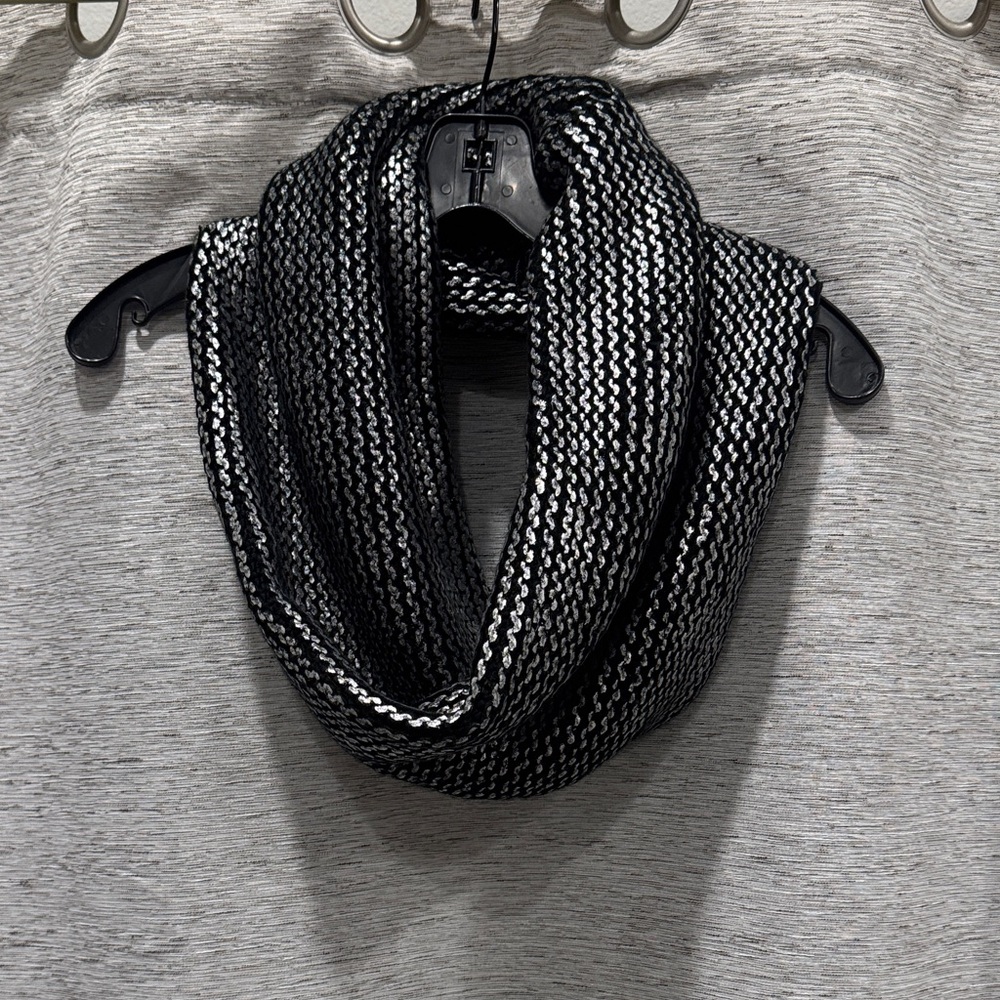 BCBGMaxAzria Black and Silver Knit Scarf